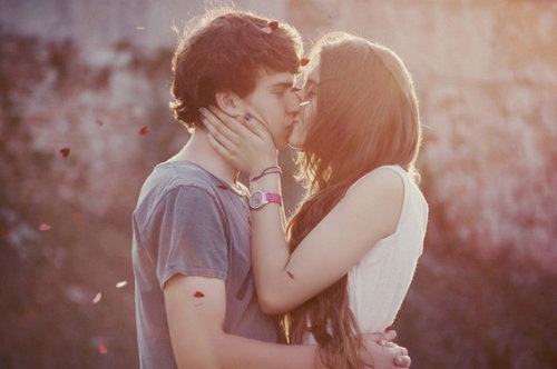 Nhan doi yeu thuong bang mui huong hinh anh