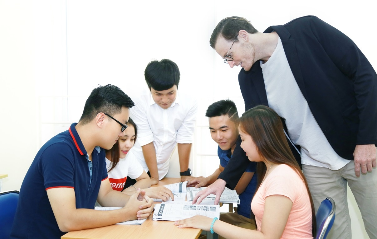 UEF chu trong dao tao ky nang mem hinh anh