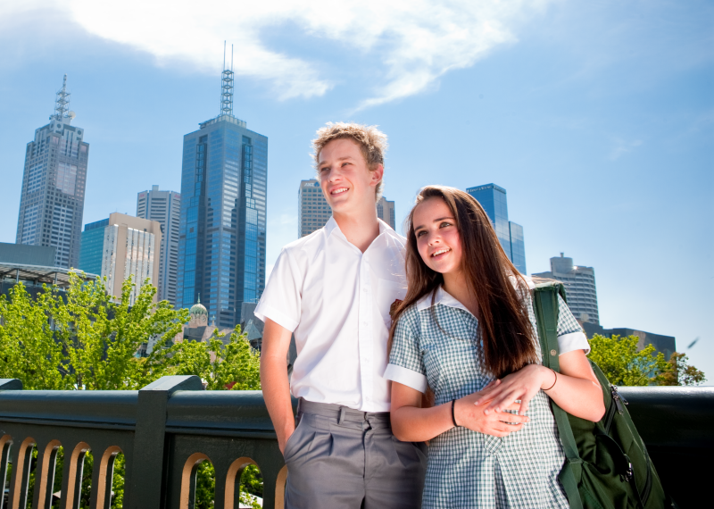 Ly do nen hoc pho thong tai cac truong cong lap Australia hinh anh