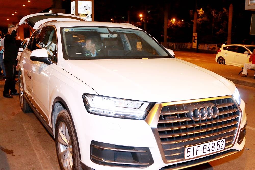 Emilio cua Real Madrid den Viet Nam anh 7