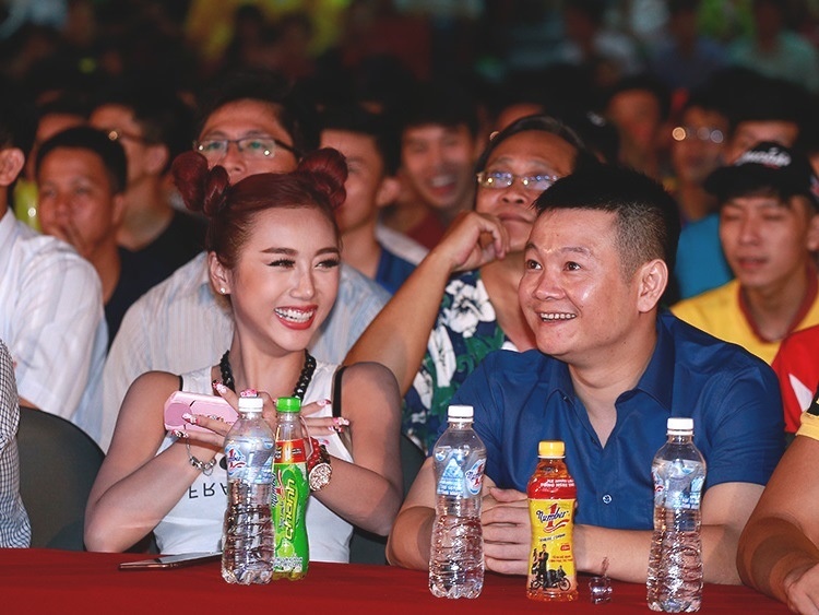 chung kết Euro tại nhà thi đấu ĐH Tôn Đức Thắng ảnh 3 chung ket Euro tai nha thi dau DH Ton Duc Thang anh 3