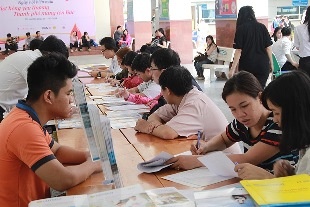 nop ho so tuyen sinh vao HUTECH anh 2