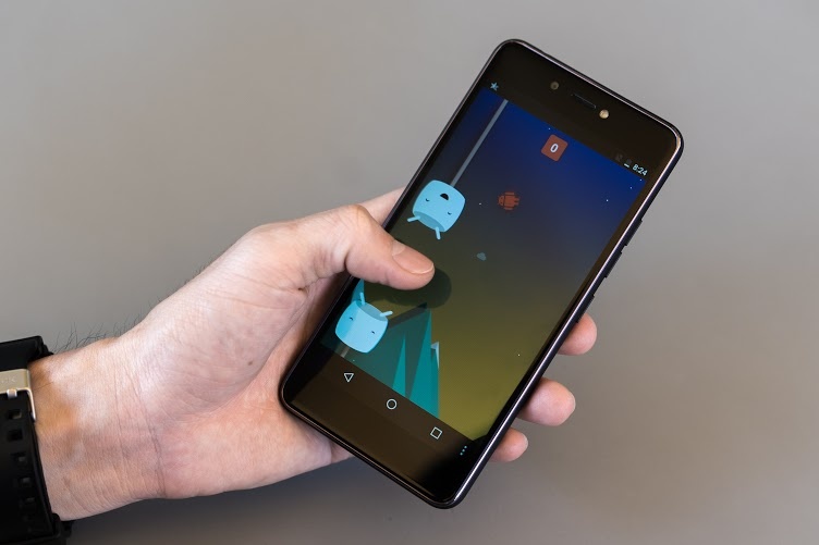 Mua Lai Zumbo J của Mobiistar ảnh 3 Mua Lai Zumbo J cua Mobiistar anh 3