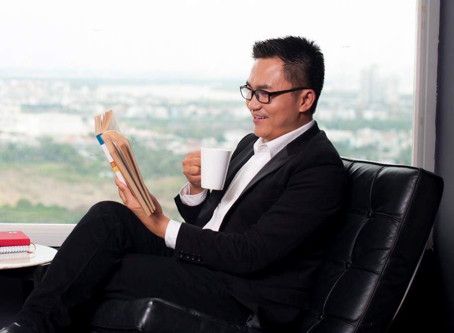 Dai Nghia: ‘Dam me lon nhat la anh den san khau’ hinh anh