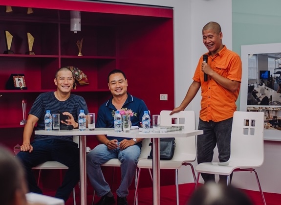 Dao tao, hanh nghe kien truc duoi goc nhin nguoi trong cuoc hinh anh