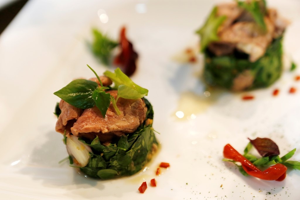 Chiec thia vang anh 1