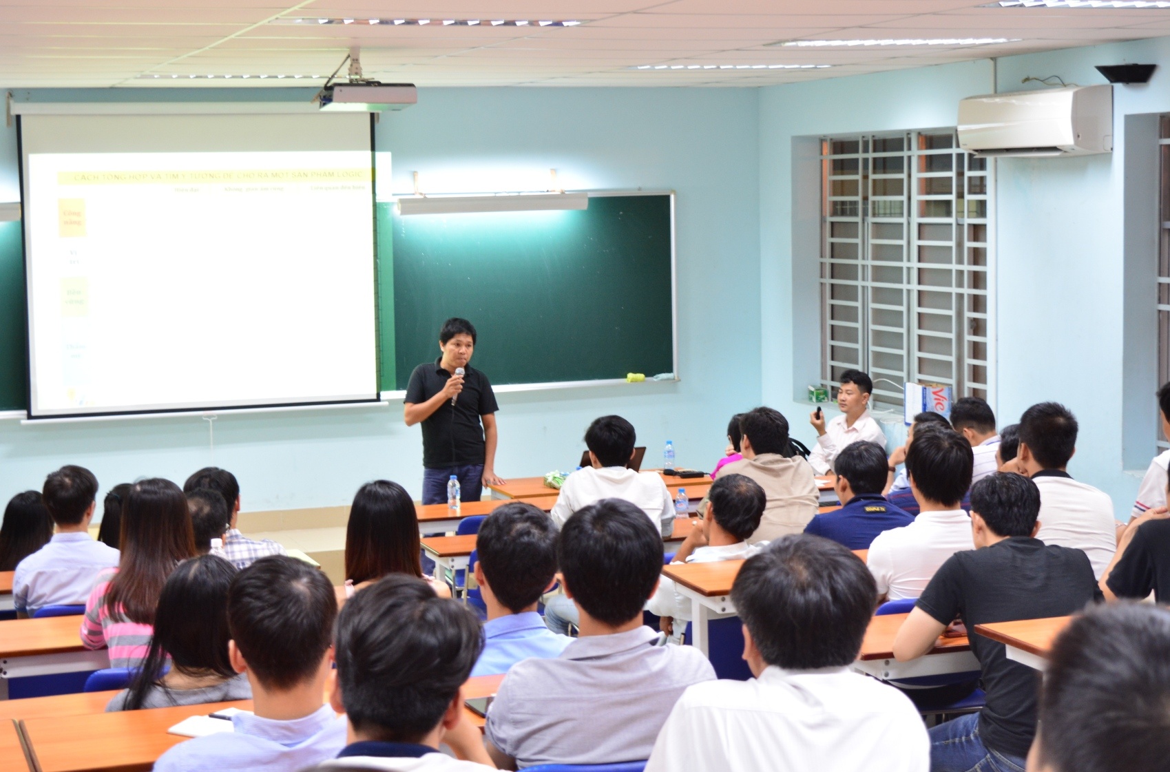 khoa hoc thiet ke noi that 11 thang tai CBS anh 5