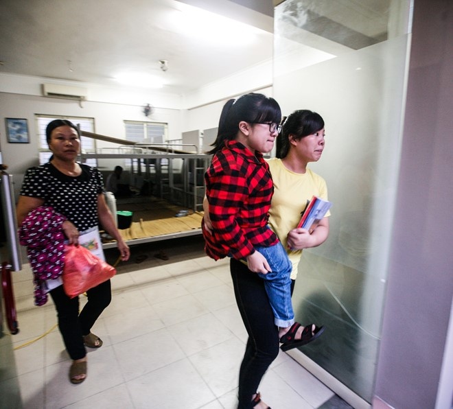 Cô gái xương thủy tinh giành học bổng toàn phần ảnh 1 Co gai xuong thuy tinh gianh hoc bong toan phan anh 1