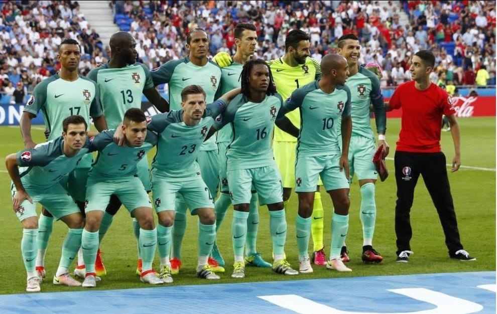 dai su bong da UC Browser anh 1