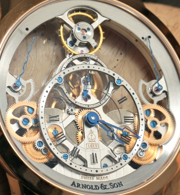 Time Pyramid cua Arnold & Son den Viet Nam anh 2