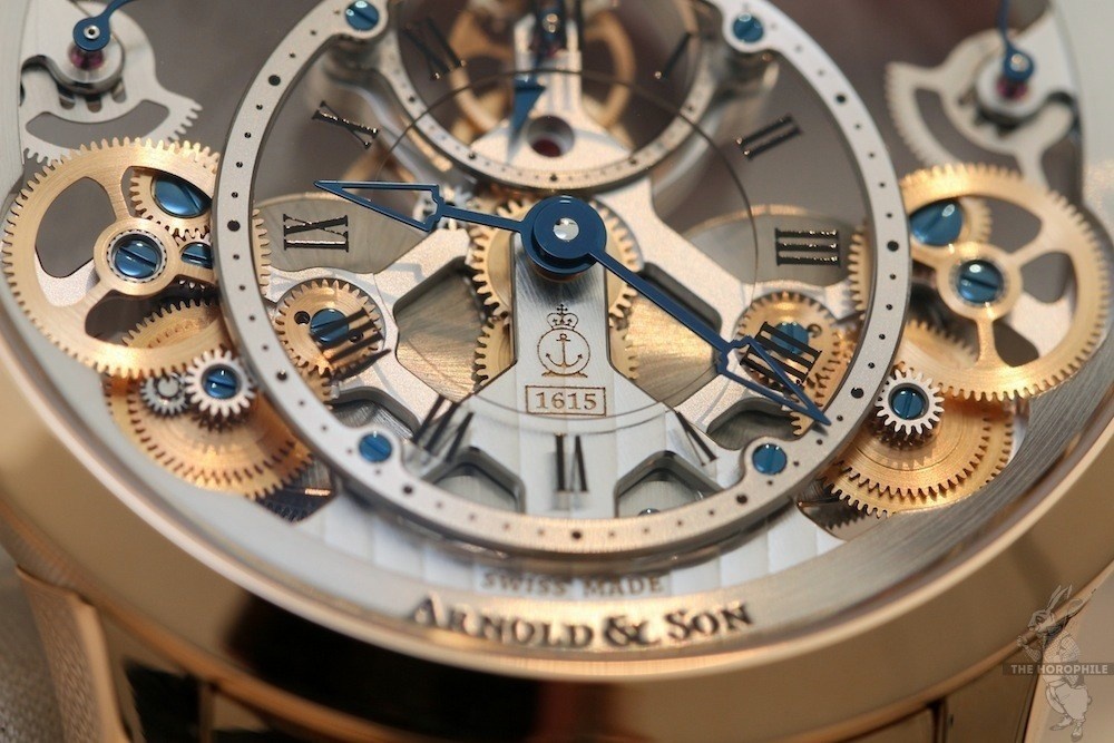 Bo doi dong ho Arnold & Son Time Pyramid co mat tai Viet Nam hinh anh