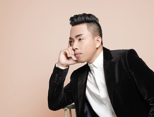 Nguyen Hong Thuan ra mat ca khuc lay cam hung tu tuoi tre hinh anh