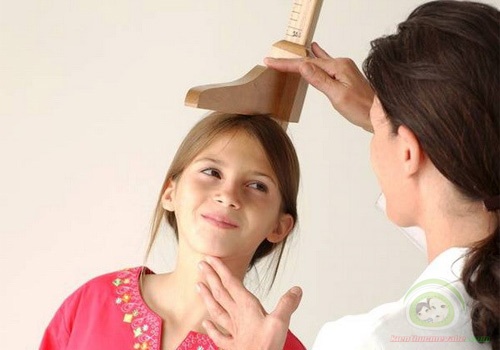 9 sai lam cha me thuong mac phai lam han che chieu cao tre hinh anh