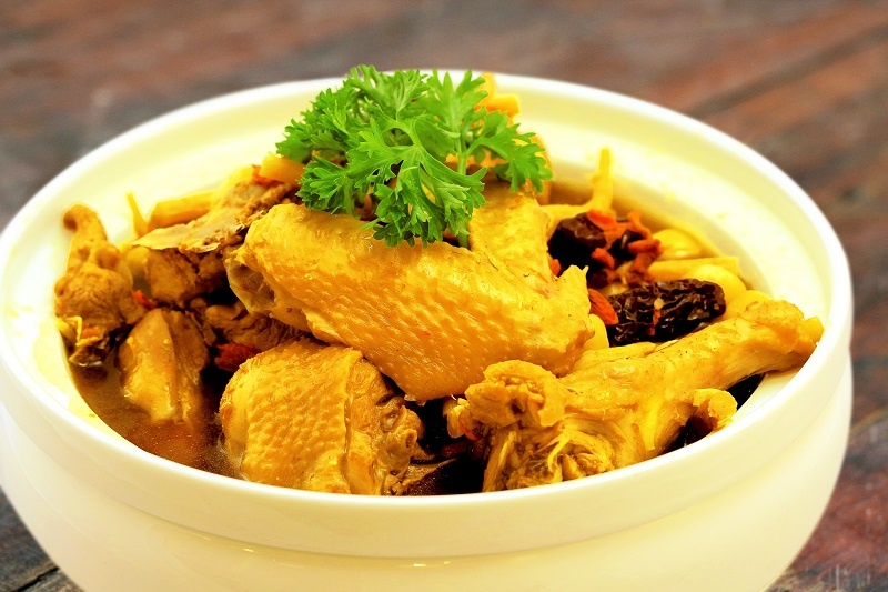 Ga tan sam phong cach Han Quoc tren pho co Ha Noi hinh anh