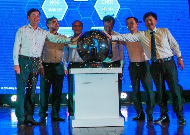 Ra mat truong hoc truc tuyen Bigschool hinh anh