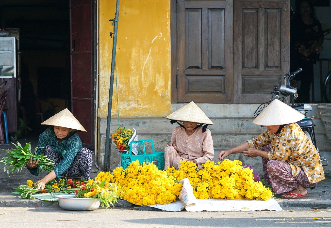 Kham pha Hoi An trong mot ngay song cham hinh anh