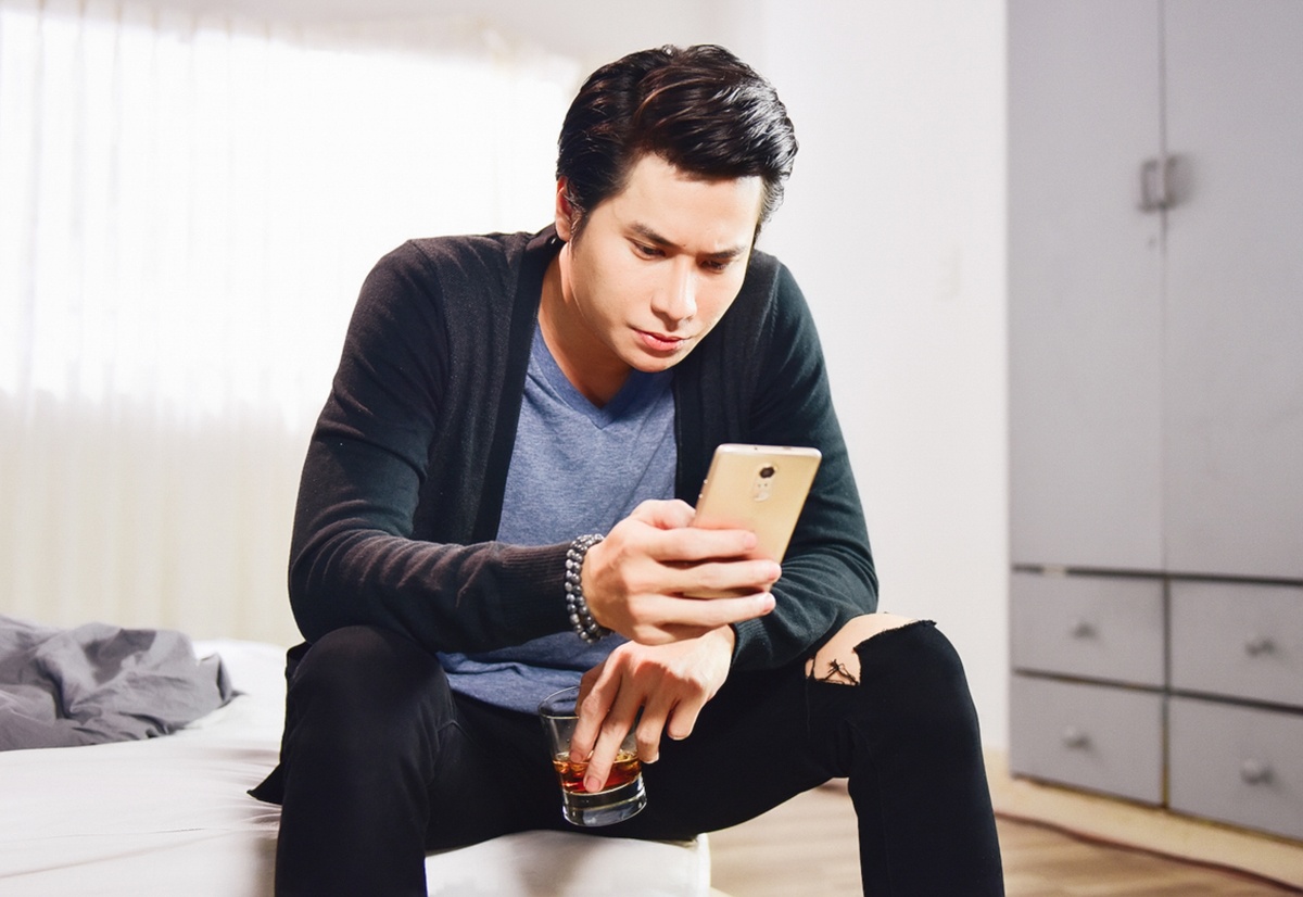 Mobiistar - Khi soái ca học cách yêu ảnh 4 Mobiistar - Khi soai ca hoc cach yeu anh 4