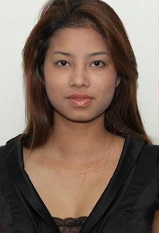 hoa hau Hoan vu Pham Huong ngay ay anh 2