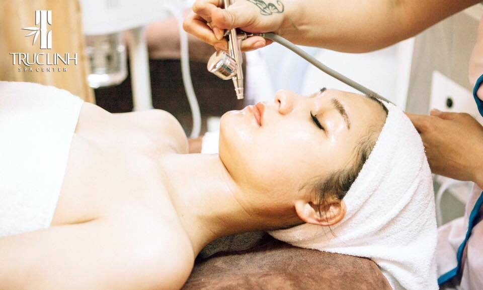 Truc Linh Spa khoi day ve dep tiem an cua phu nu hinh anh