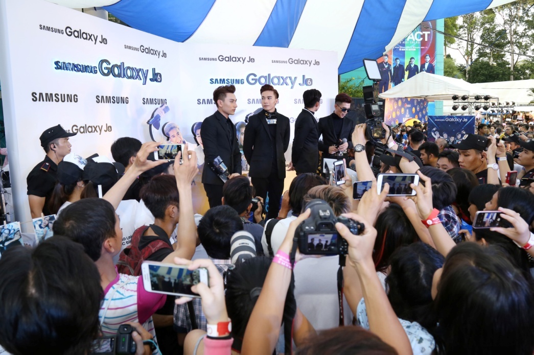 Samsung Galaxy J5 2016 anh 2