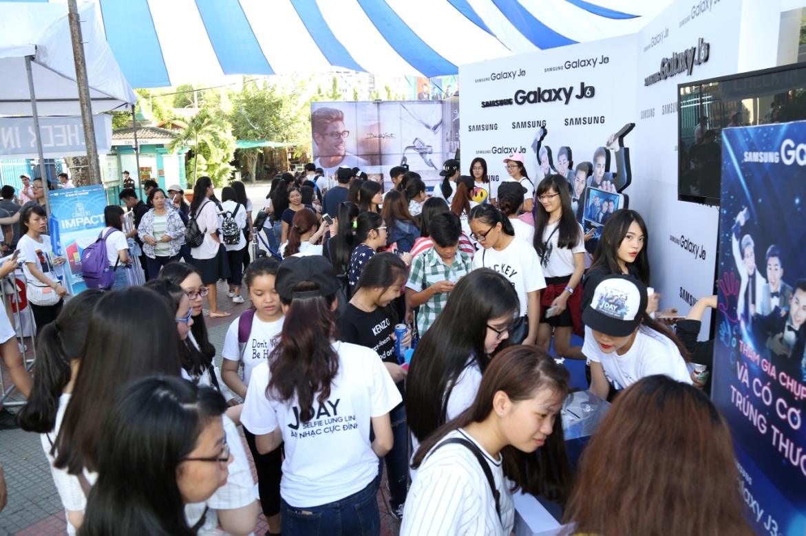 Samsung Galaxy J5 2016 anh 3