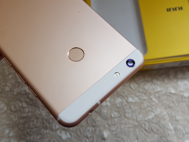 điện thoại Hàn Quốc Inni 2 ảnh 5 dien thoai Han Quoc Inni 2 anh 5