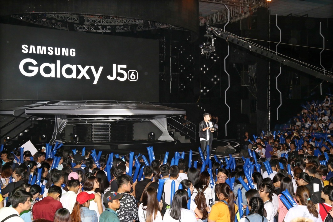 Samsung Galaxy J5 2016 anh 6