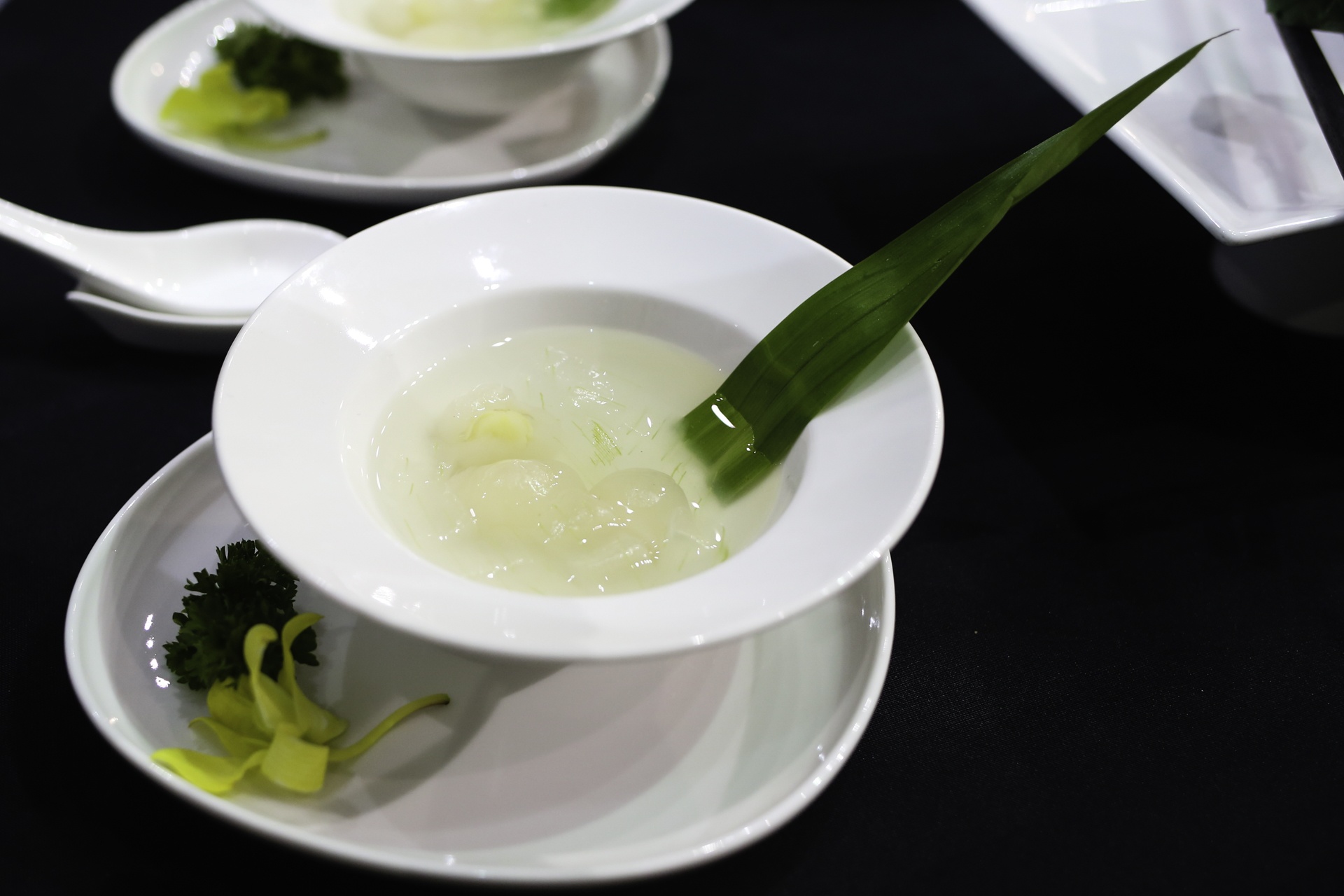 chiec thia vang anh 8