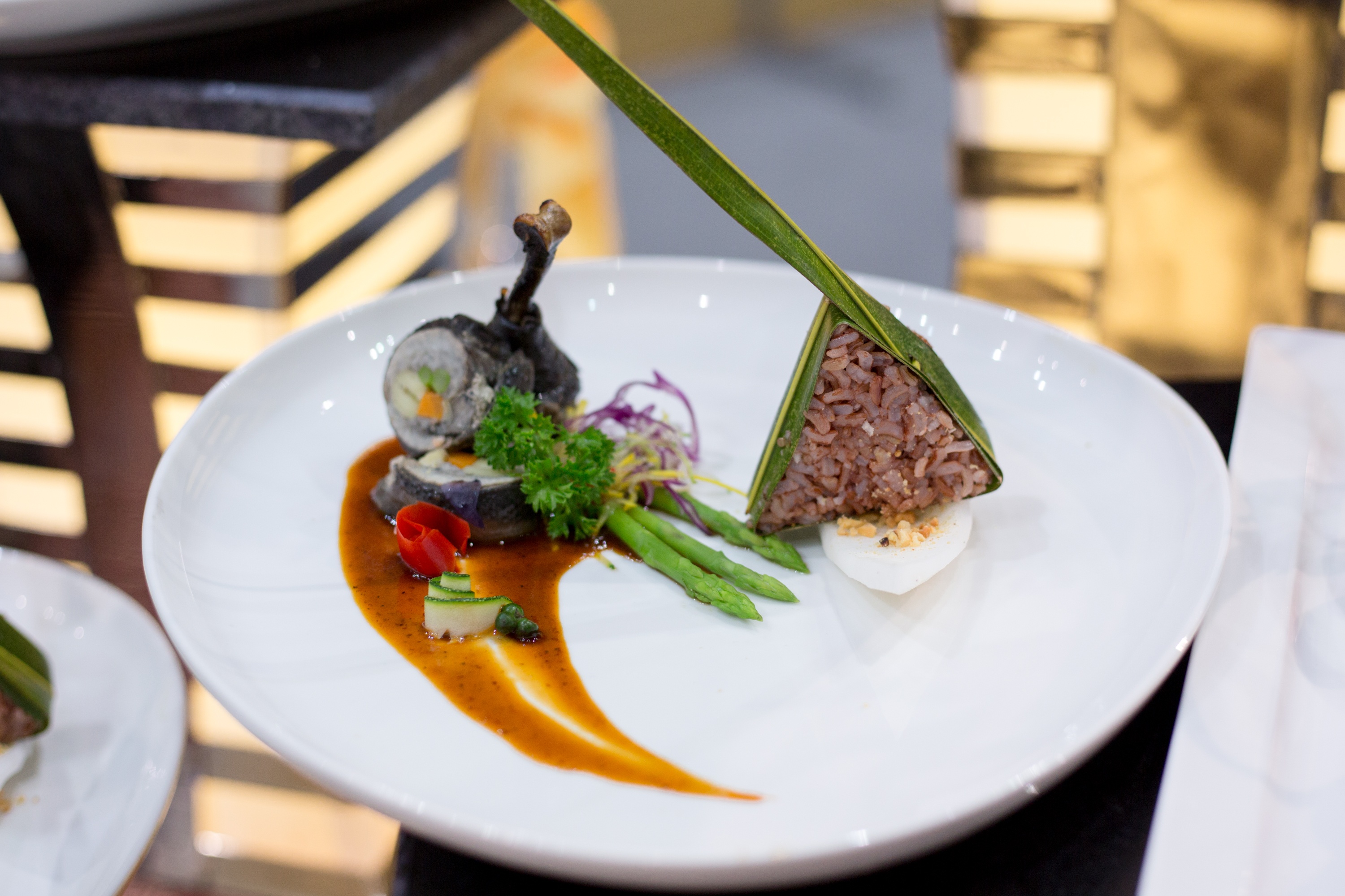 chiec thia vang anh 9