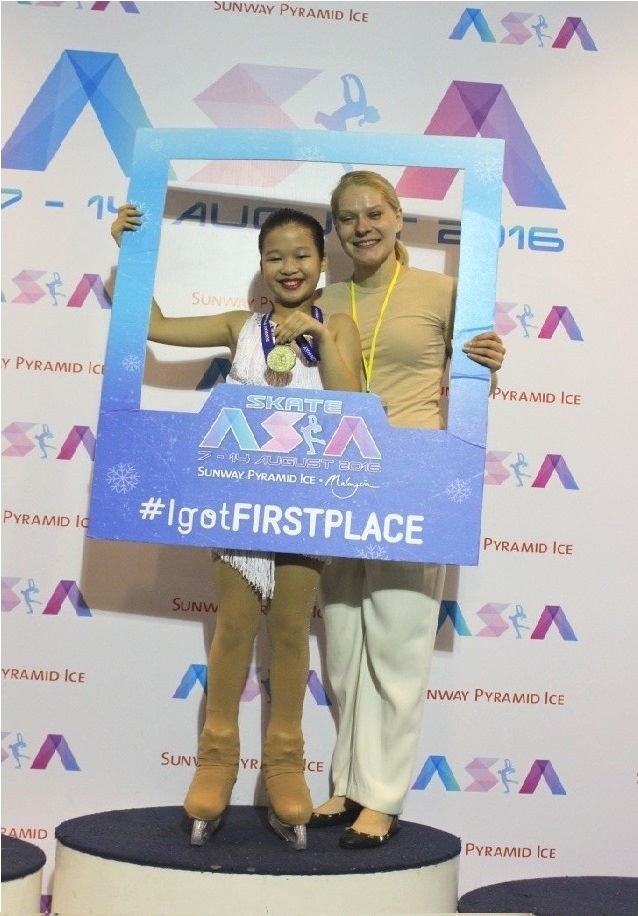 Vinpearl Land Ice Rink gianh HCV truot bang anh 2