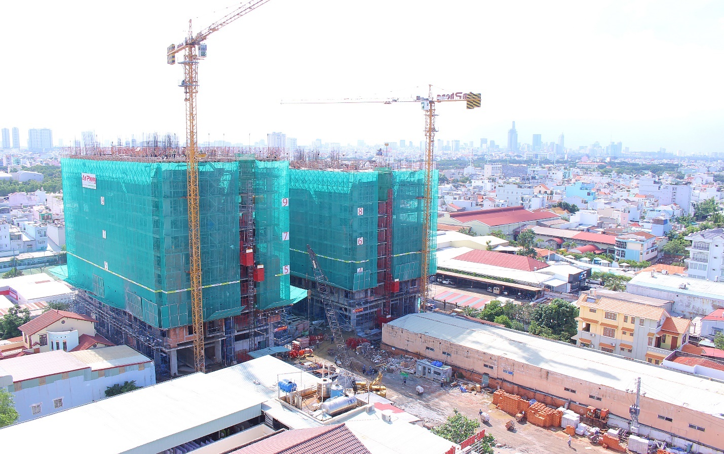 Luxcity ưu đãi tháng 8 ảnh 1 Luxcity uu dai thang 8 anh 1