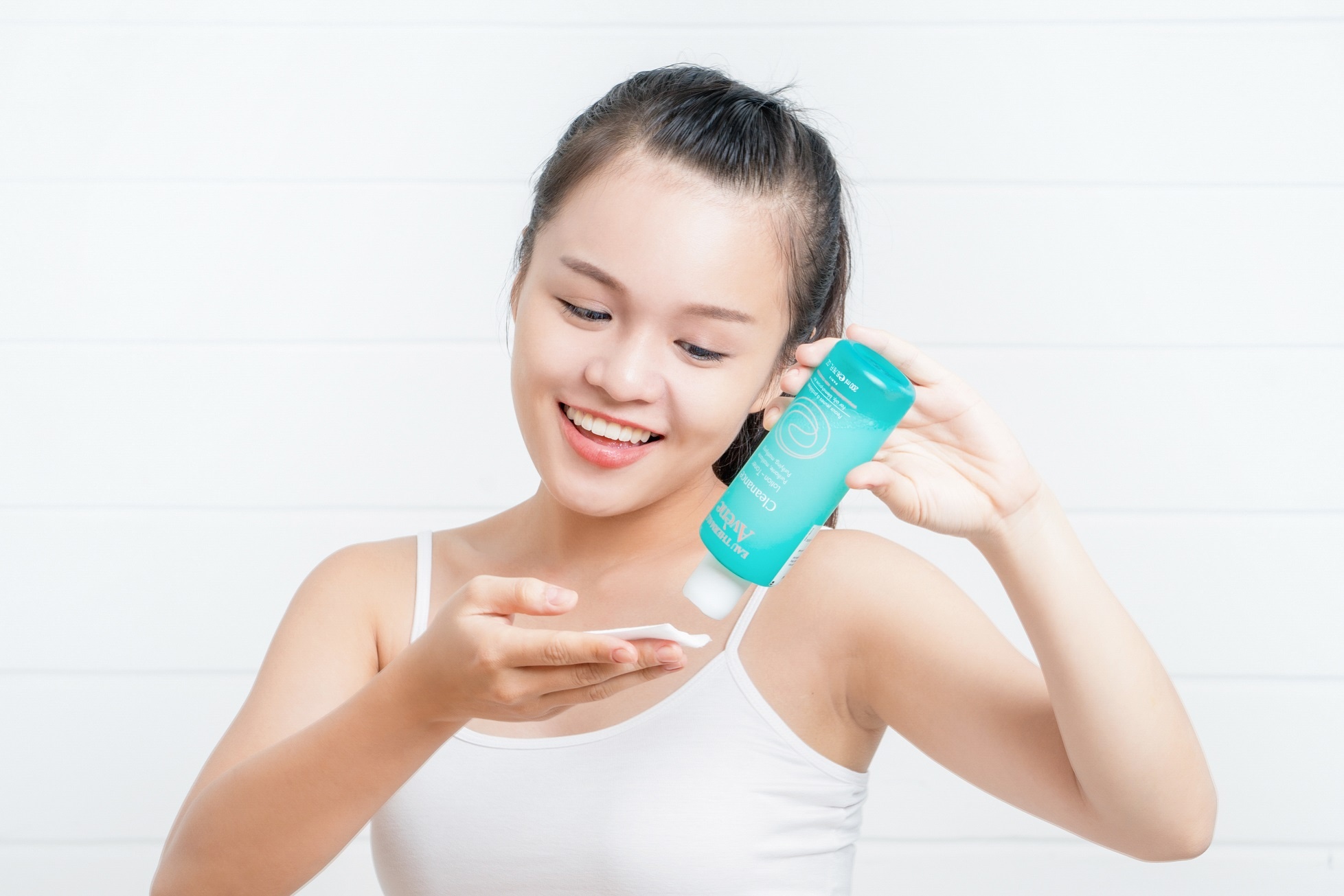 sai lầm thường gặp khi chăm sóc da mụn ảnh 2 sai lam thuong gap khi cham soc da mun anh 2