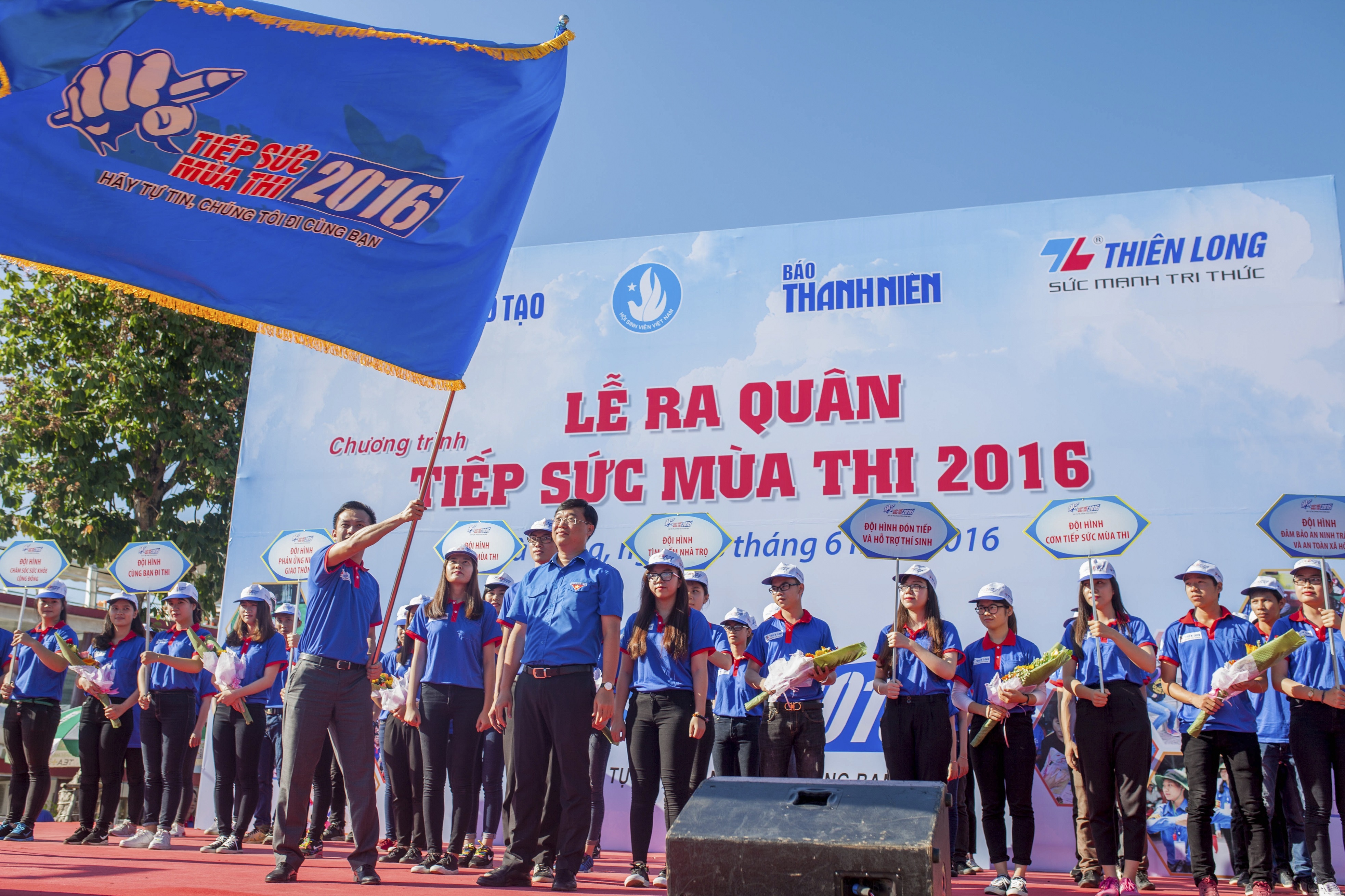 ap doan Thien Long dong hanh Tiep suc mua thi anh 7