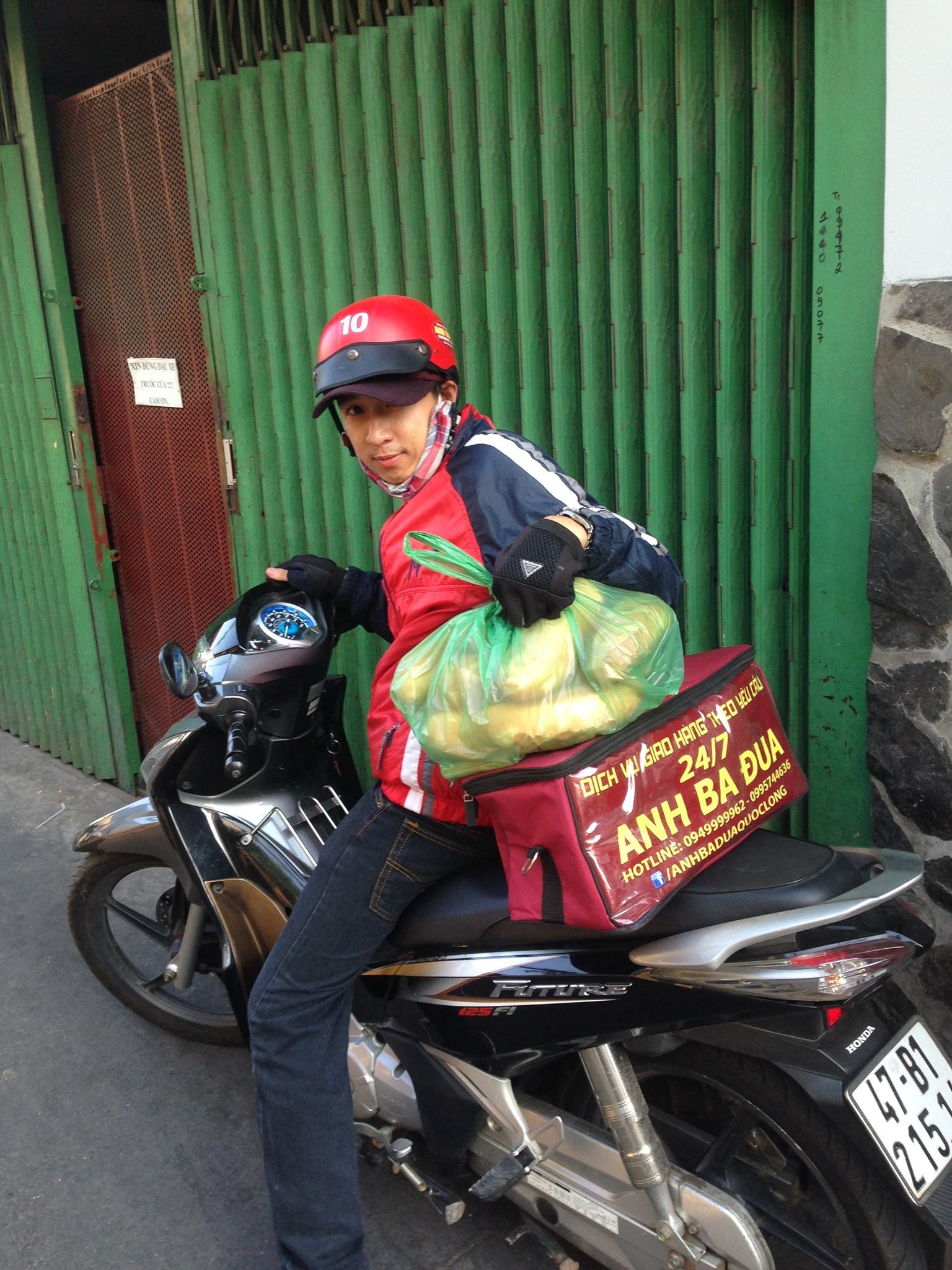 dich vu giao hang Anh Ba Dua anh 1