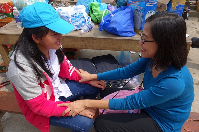 Thac si kinh te no luc giup tre em thoat khoi nan buon nguoi hinh anh