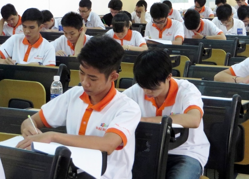 1.500 thi sinh dau tien trung tuyen he chinh quy Dai hoc FPT hinh anh