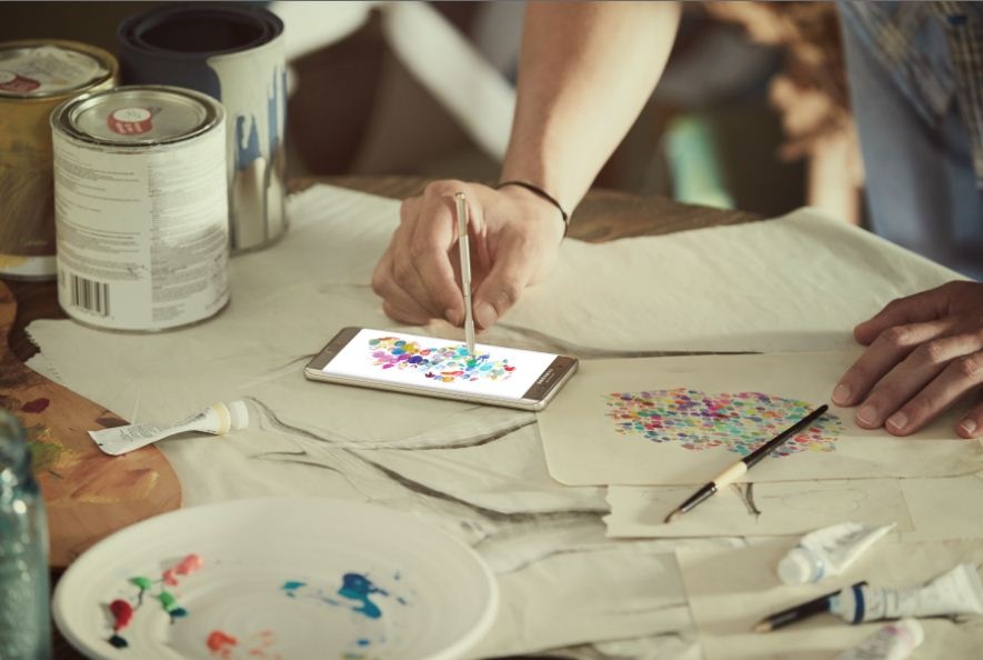 So luong dat hang cua Galaxy Note 7 vuot 450% so voi Note 5 hinh anh