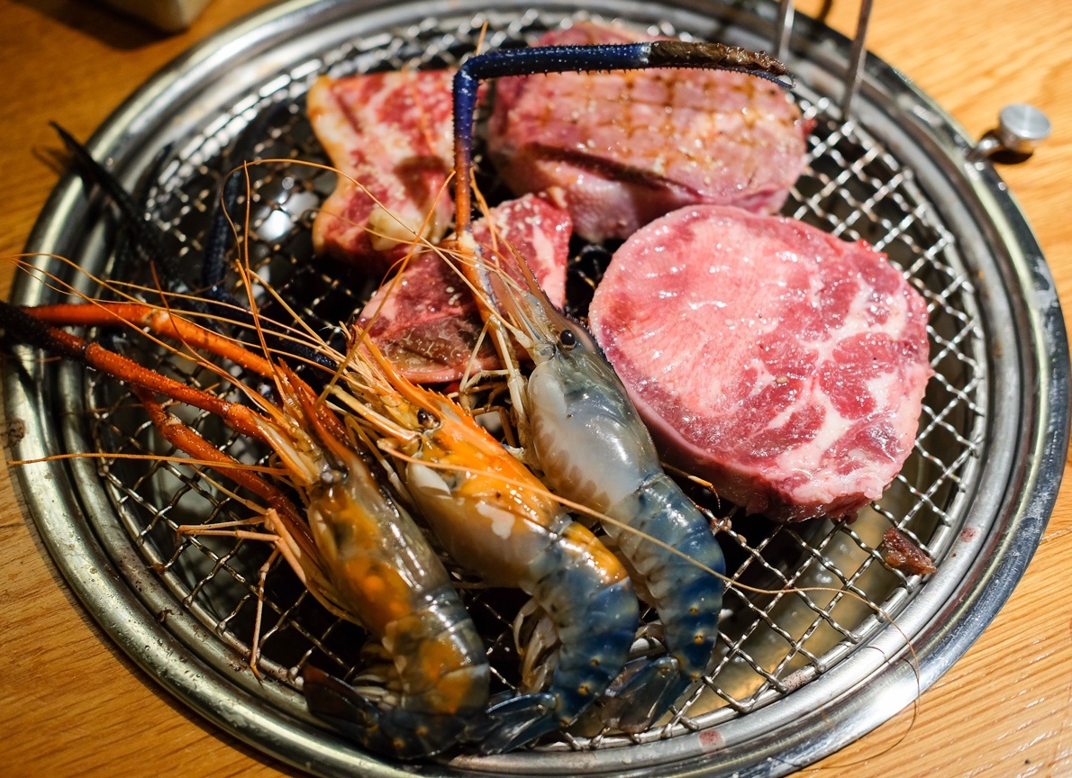 bien tau bo My thuong hang voi nuoc sot Nhat anh 4