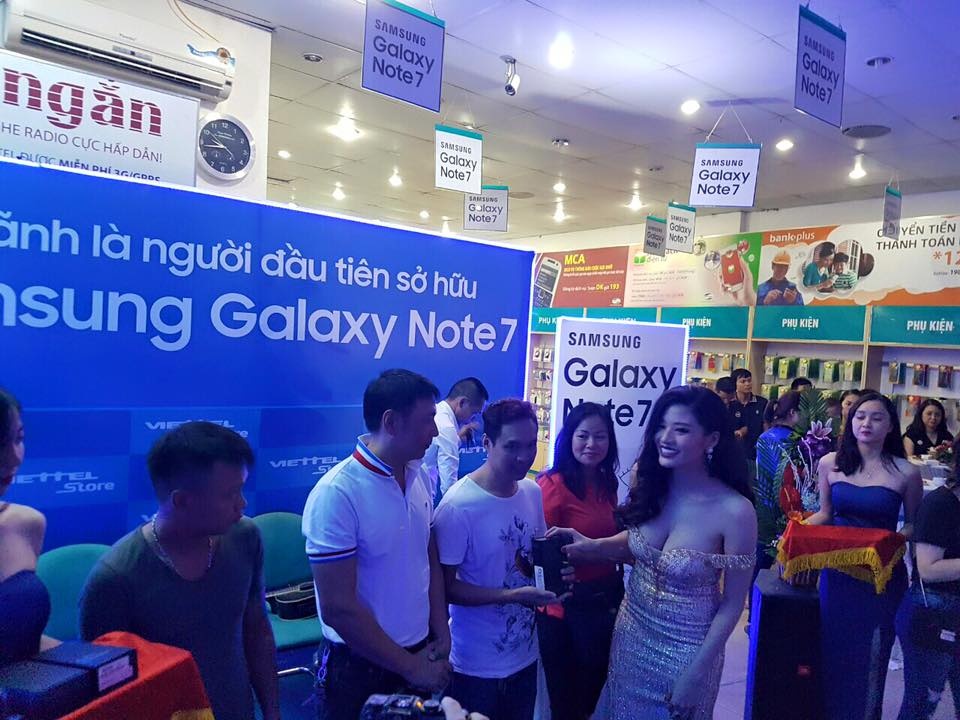 mua Galaxy Note 7 tai Viettel Store anh 3