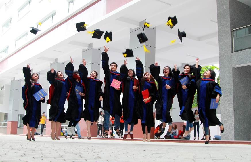 HUTECH to chuc thi ve tuyen sinh nganh kien truc anh 3