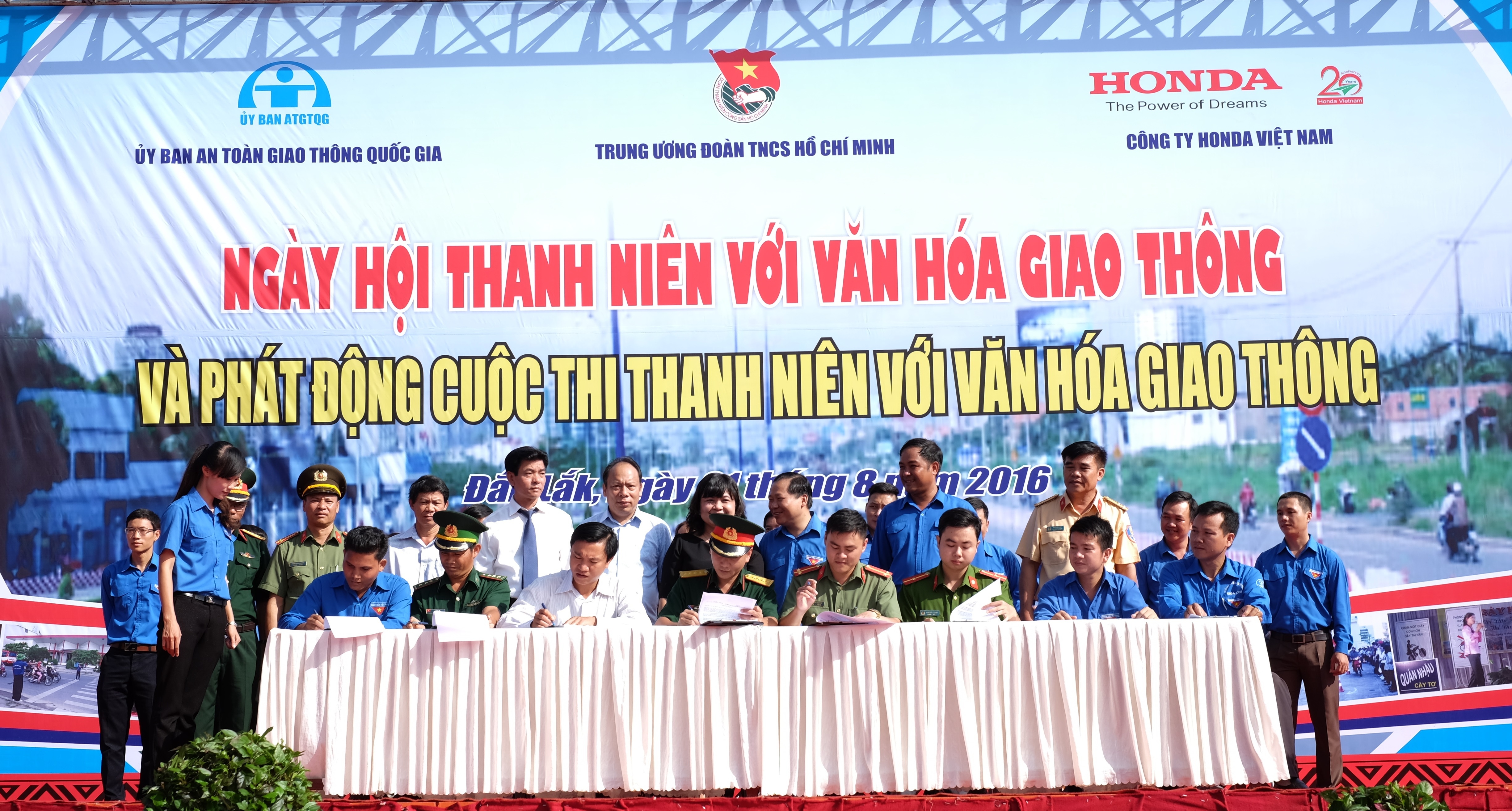 Honda Viet Nam,  an toan giao thong,  cuoc thi Thanh anh 1