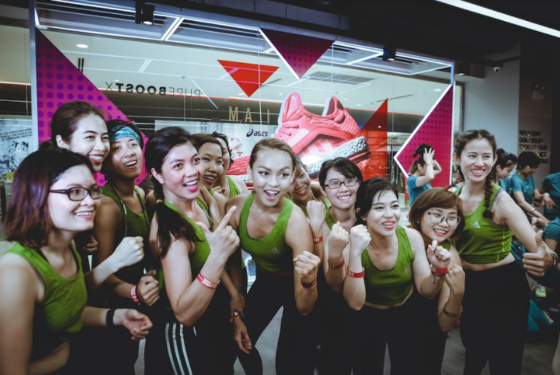 adidas X Race,  giay the thao anh 4