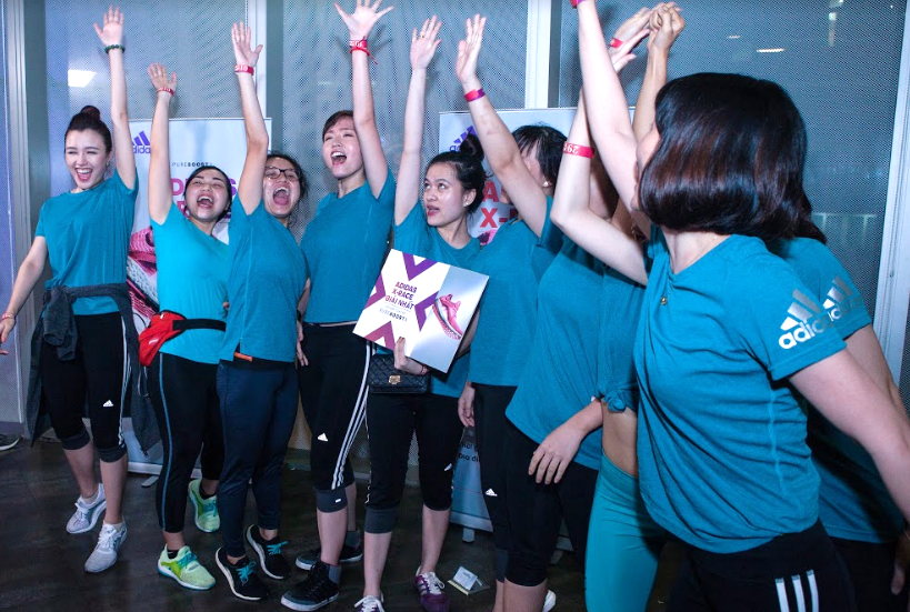 adidas X Race,  giay the thao anh 5