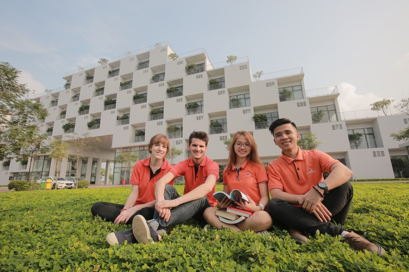 Dai hoc FPT duoc cap phep dao tao nganh kinh doanh quoc te hinh anh