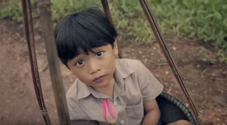 'Muoi buoc chan' - clip ve tre benh tim thu hut su dong cam hinh anh