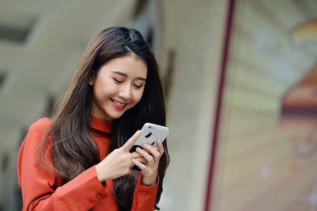 Nguoi dung ua chuong mobile banking khong can Internet hinh anh