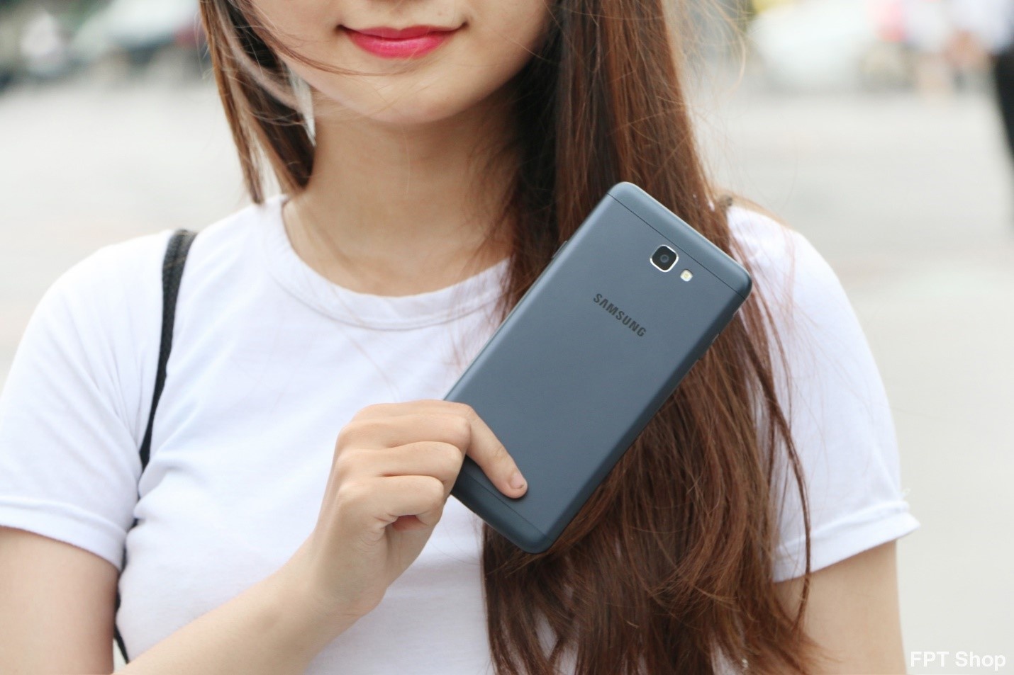 mua Galaxy J7 Prime tại FPT Shop trúng laptop ảnh 1 mua Galaxy J7 Prime tai FPT Shop trung laptop anh 1