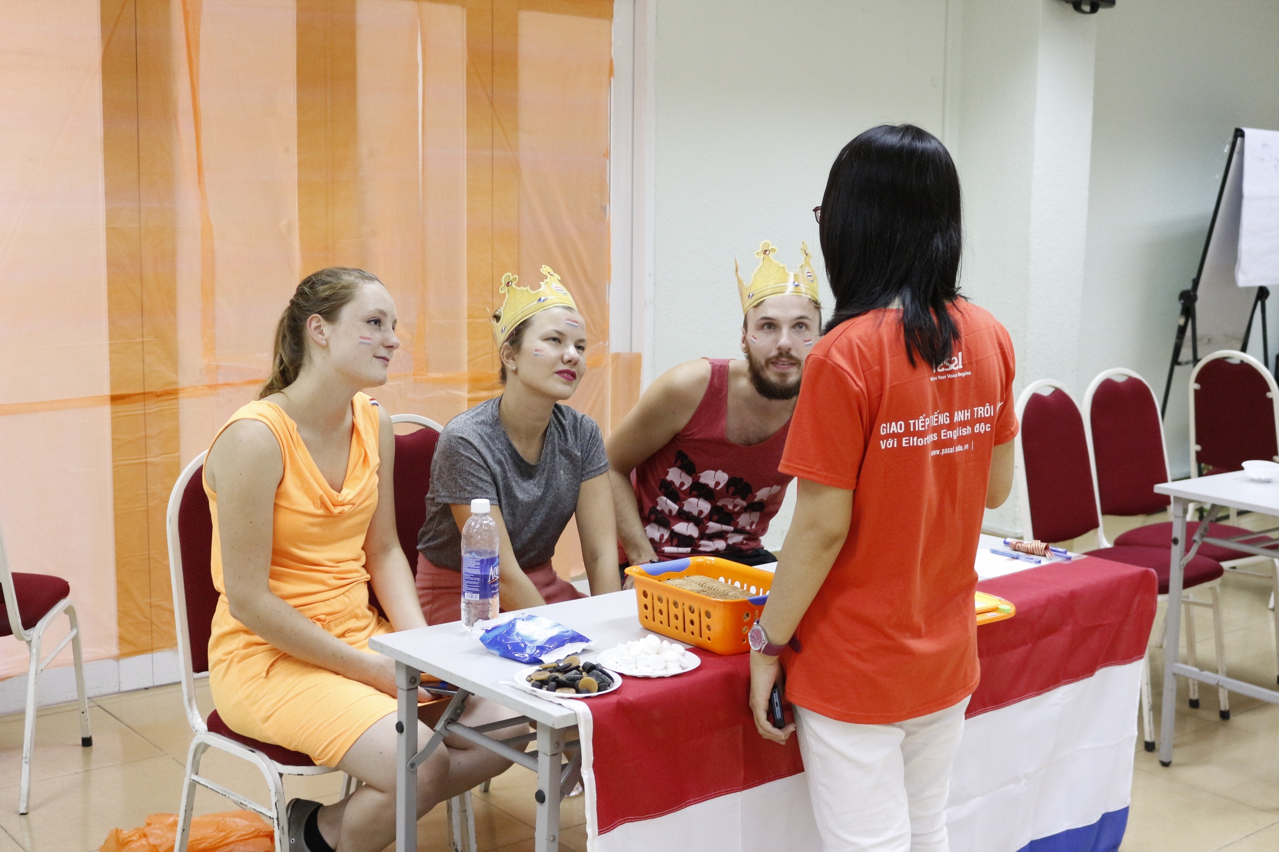 Pascal,  hoi thao,  hoc tieng anh anh 1