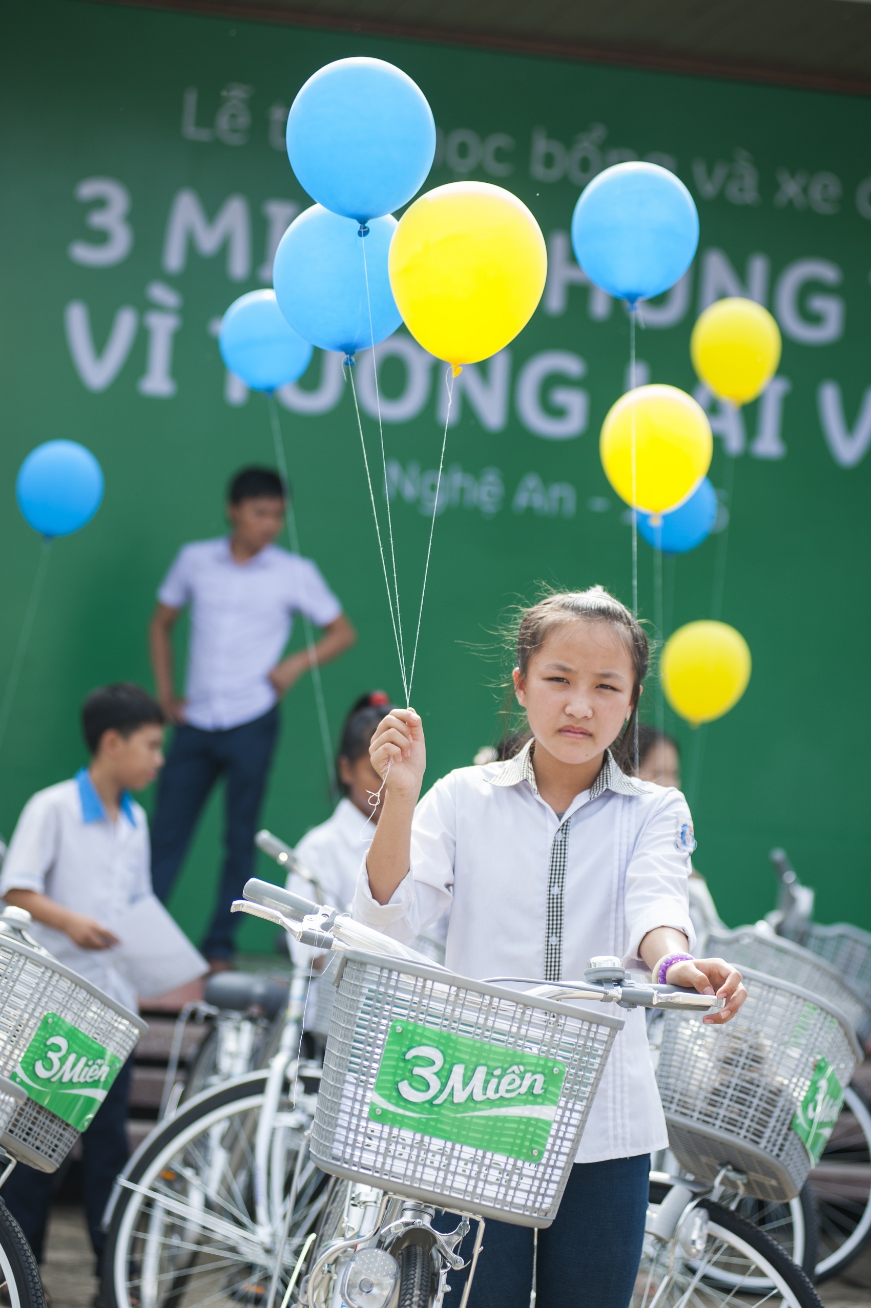 3 miền, Chung tay vì tương lai Việt ảnh 2 3 mien, Chung tay vi tuong lai Viet anh 2