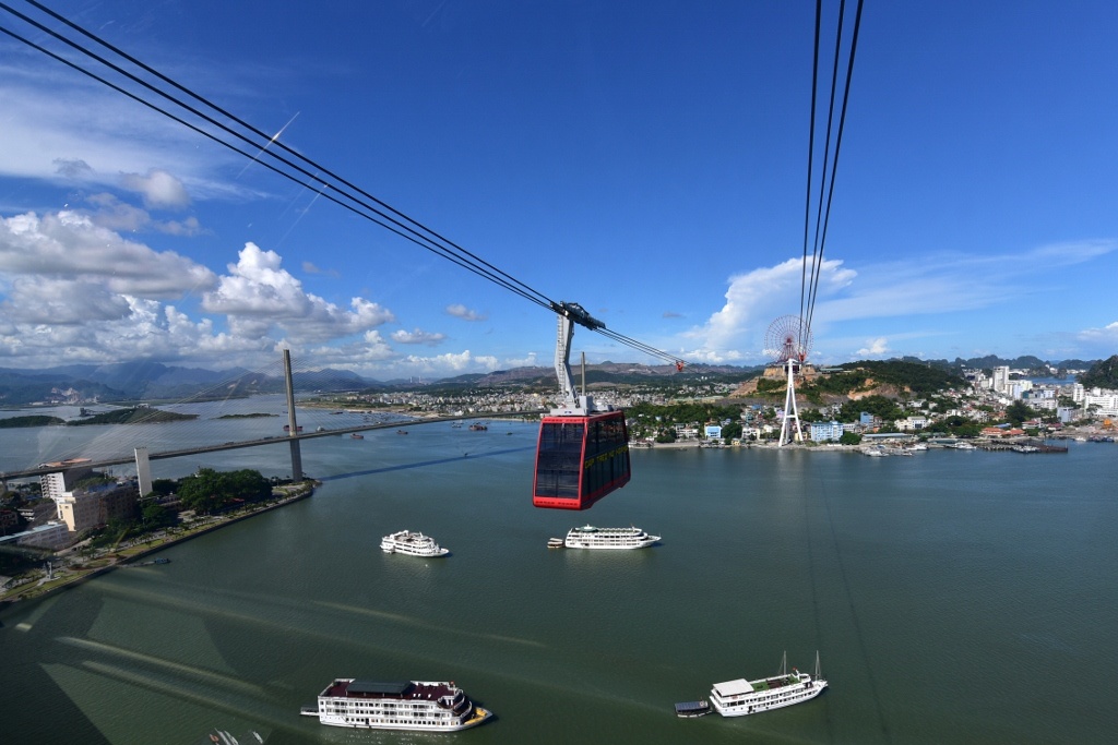 4 trai nghiem du lich tren cao khong nen bo lo hinh anh
